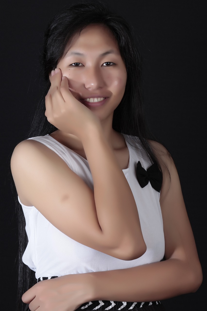 時(shí)尚魅力展現(xiàn)，短發(fā)女星的獨(dú)特風(fēng)采與魅力無(wú)限