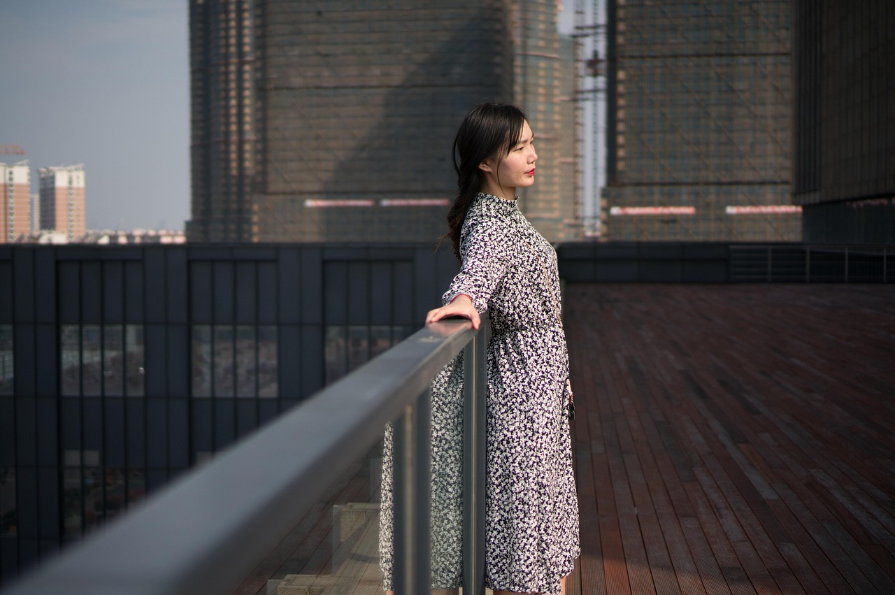 揭秘女演員宋寧的真實年齡與多彩人生